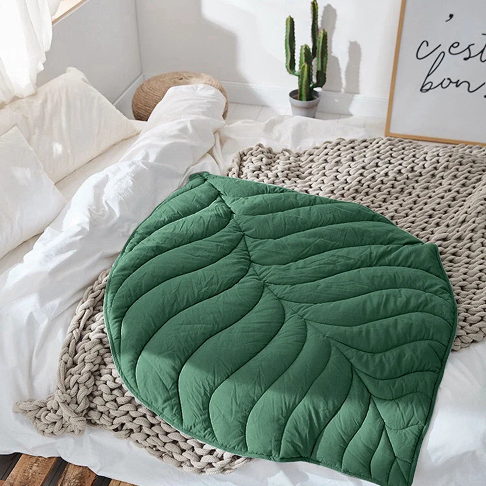 Fashion Creativity Leaf Heart Shaped Blanket Carpet for...