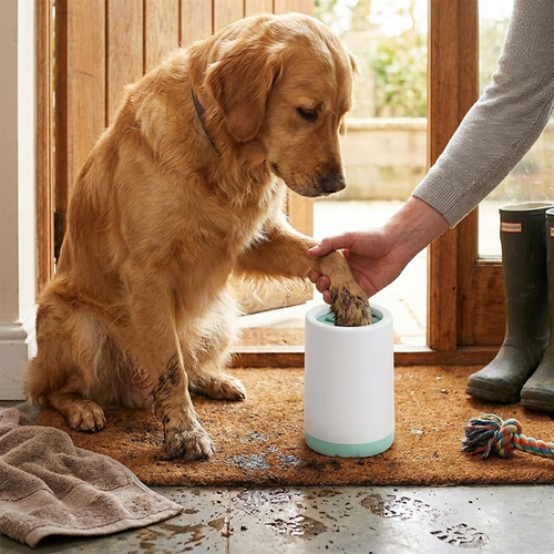 Silicone paw washer cup in use