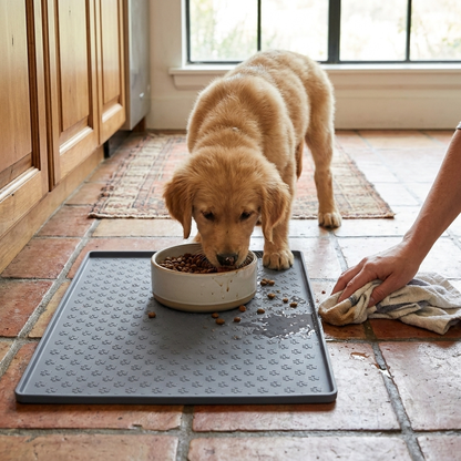 Dog feeder mat in use